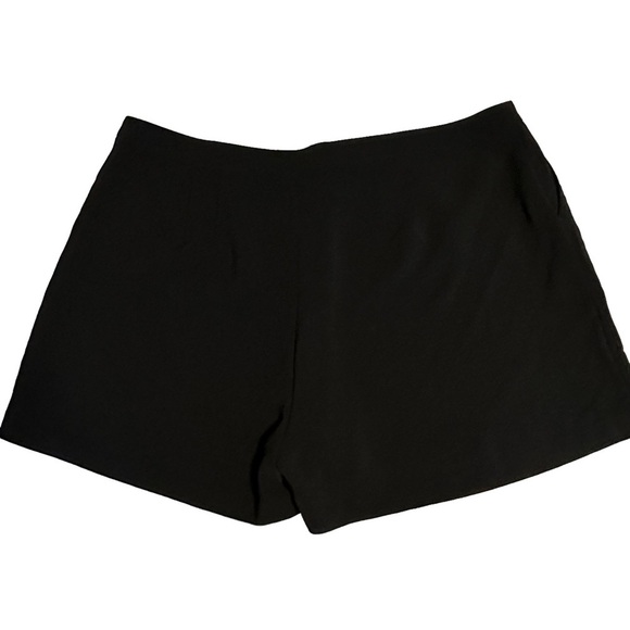 Eloquii Black Dress Shorts Four Button Closure Pockets Polyester Spandex Size 28 - Picture 7 of 12